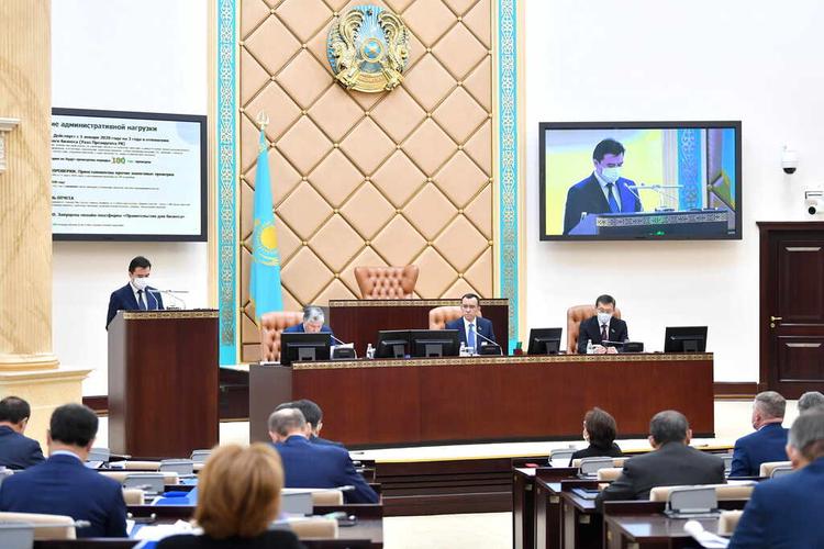 Адамдарға арналған ыңғайлы әрі түсінікті ақпараттық сервистерді дамыту қажет – М. Әшімбаев