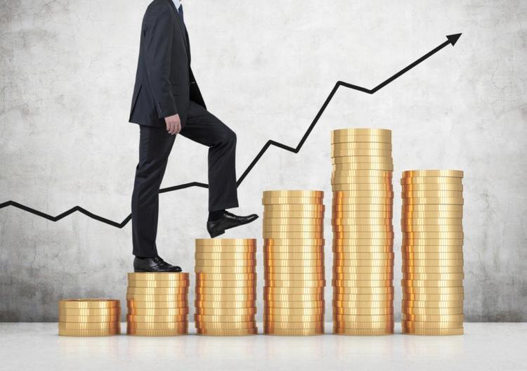В Казахстане на 50% увеличены должностные оклады работников социальной сферы