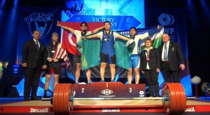 Қазақстандық ауыр атлет әлем чемпионатында алтын алды