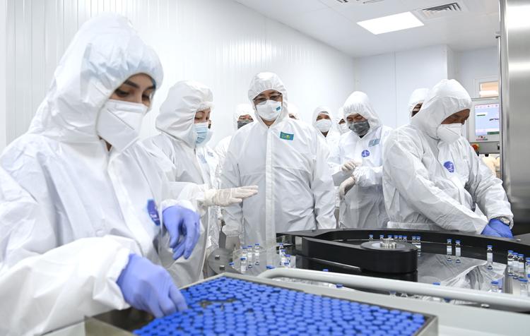 Президент «Otarbiopharm» иммунобиологиялық препараттар шығаратын биофармацевтика зауытына барды