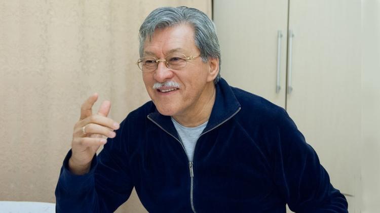 Президент наградил актера Жолжаксынова орденом 