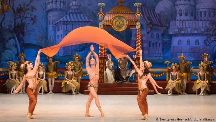 «Щелкунчик» отменили в Государственном балете Берлина из-за «расистских» сцен