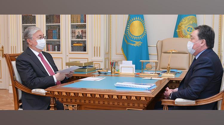 Мемлекет басшысы Премьер-Министр Асқар Маминді қабылдады