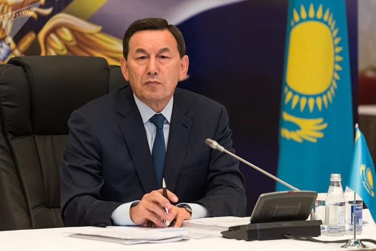 Калмуханбет Касымов ушел в отставку