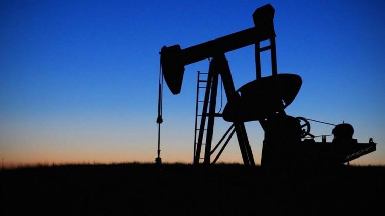 Казахстан не планирует экспорт нефти через Азербайджан в обход России