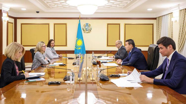 Смаилов и Бьерде обсудили проекты и планы Всемирного банка в Казахстане
