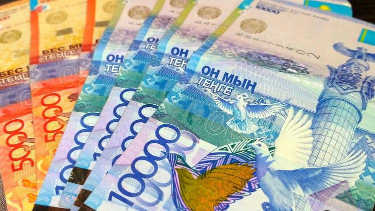 Номиналы 10 000 теңгелік мерейтойлық банкнота айналымға енеді
