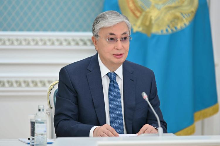 Президент алғашқы болып QAZAQ TILI қорына 7 млн теңге аударды