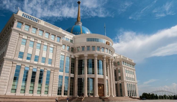 Президент «Қазақстанның халық әртісі» атағын қайтарды