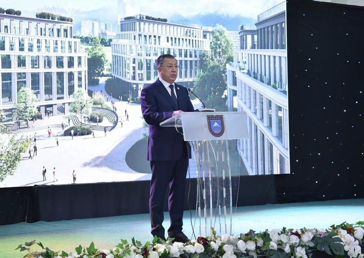 ҚазҰУ-да мерейтойлық жылдың ашылу салтанаты өтті