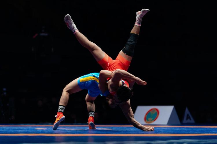 Елордалық балуан еркін күрестен ел чемпионы атанды