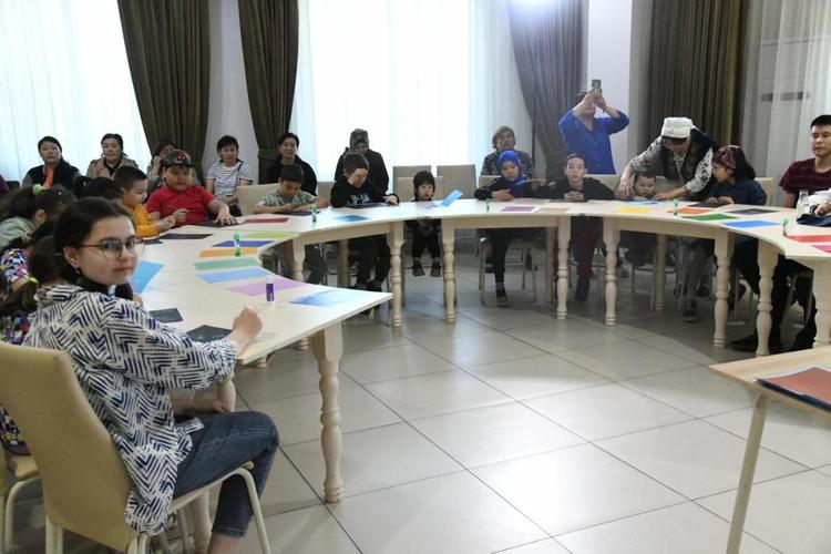 В столице прошло праздничное мероприятие «Ана - гүл, ана - өмір шырағы»