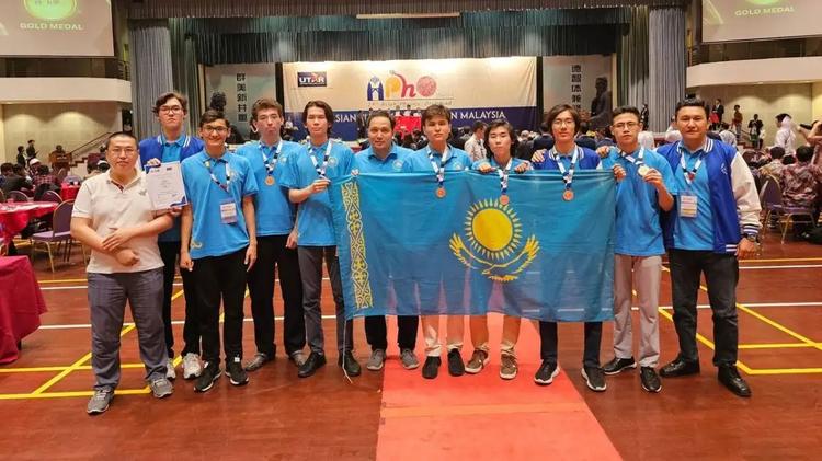 Қазақстандық оқушылар Азия олимпиадасында 7 жүлде жеңіп алды