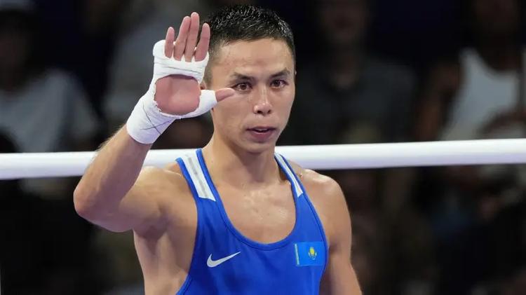 Лучший боксер Казахстана рассказал об уходе из сборной