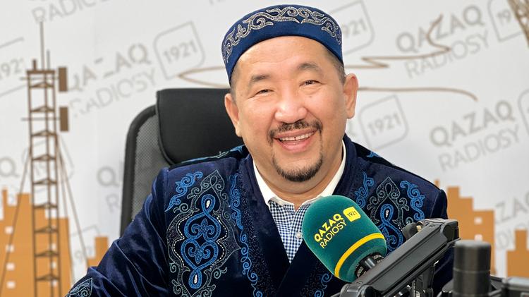 Баланың тұсауын әкесі кессе бола ма?