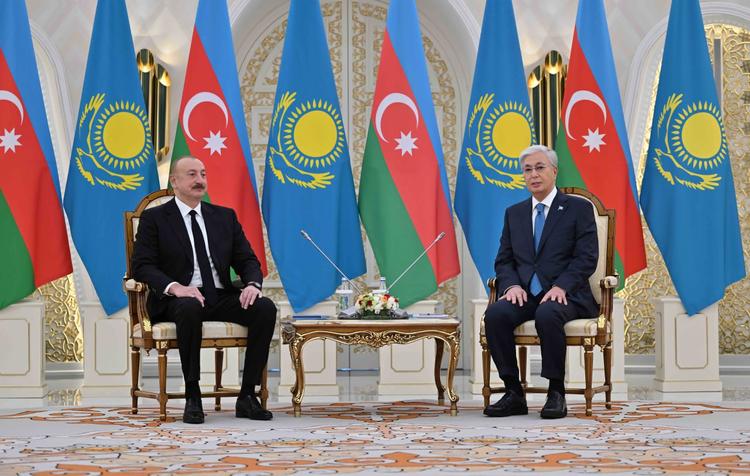 Президент: Әзербайжанмен сауда-экономикалық ынтымақтастықты нығайту – маңызды міндет