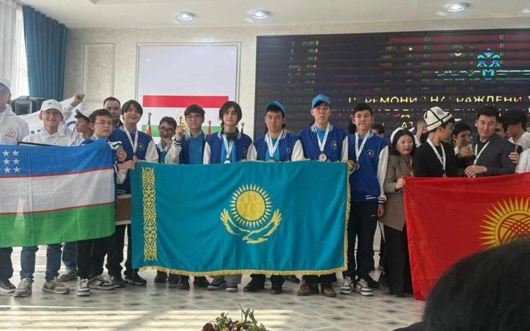Оқушыларымыз Халықаралық олимпиададан сегіз медаль жеңіп алды