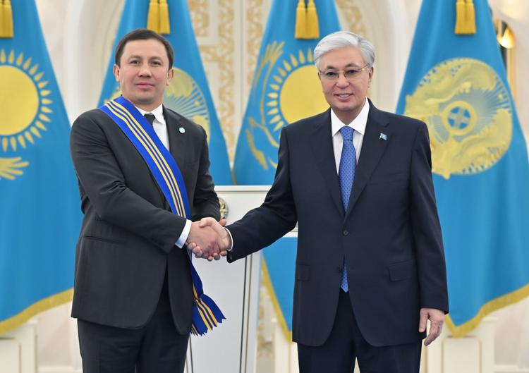 Геннадий Головкин І дәрежелі «Барыс» орденімен марапатталды