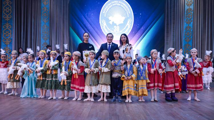 Астанада «Жан Dostar: Бір аспан астында» VIII Республикалық өнер фестивалі өтті
