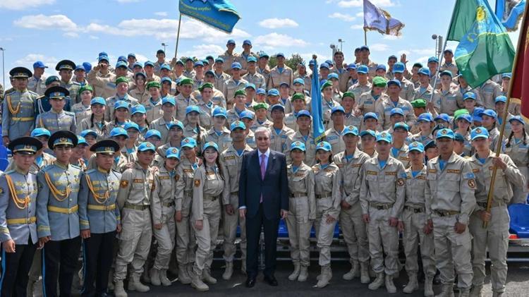 Мемлекет басшысы XI «Айбын» халықаралық әскери-патриоттық жастар жиынын ашты