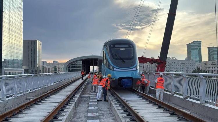Астанадағы LRT станцияларына қандай атау берілді?
