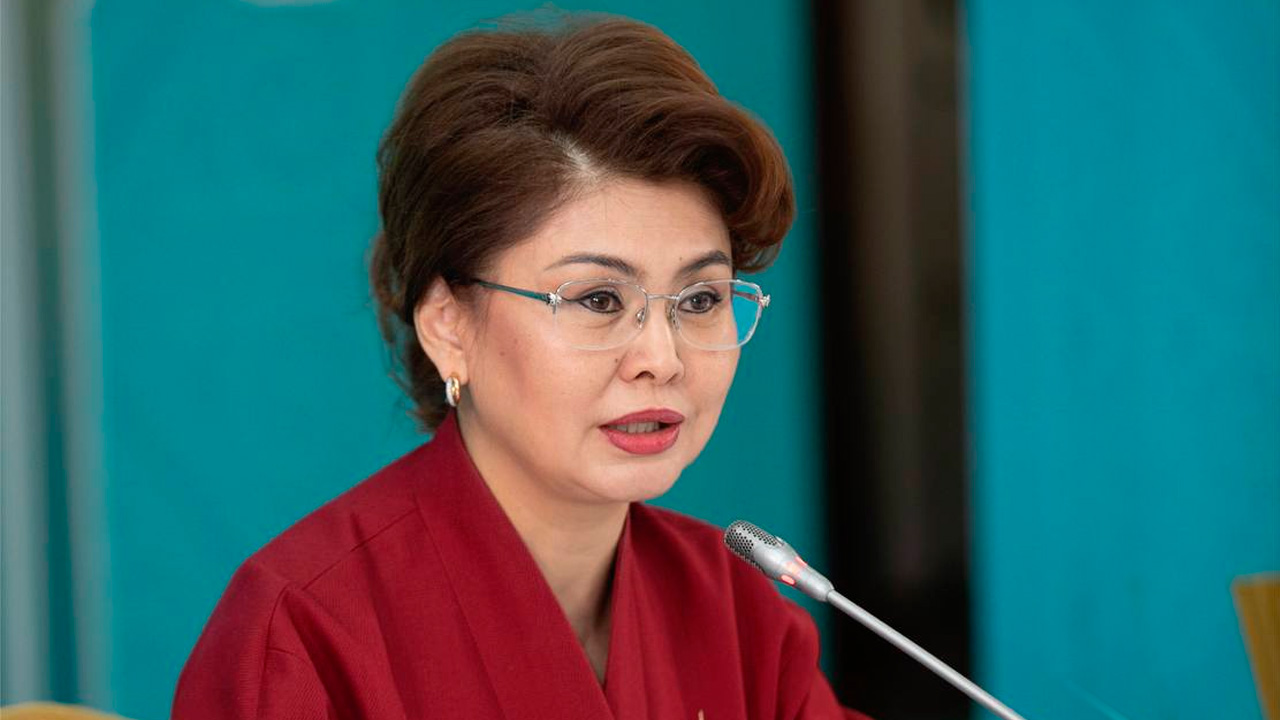 Министр аударуға және басып шығаруға ұсынылатын кітаптар тізбесін айқындайтын комиссия құруды ұсынды