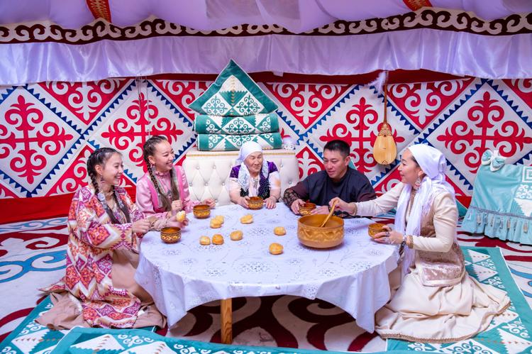 Қазақстанда неке мен отбасы құндылықтары конституциялық деңгейде күшейтіледі