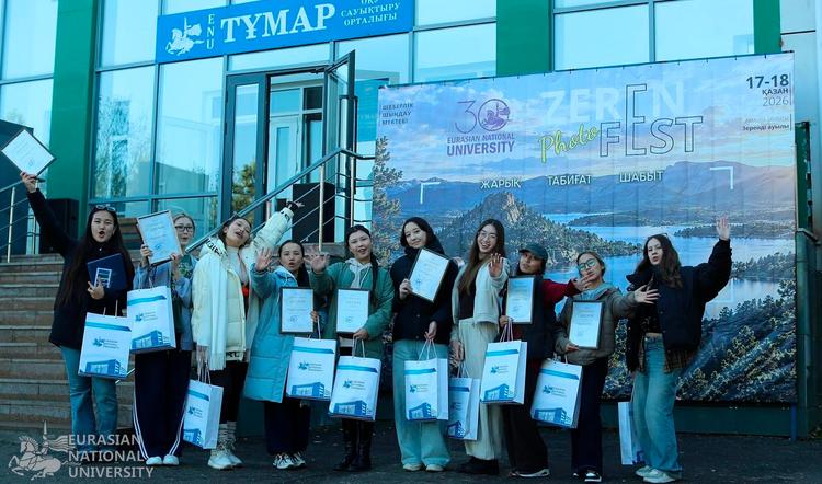В Зеренде прошел фотофестиваль «ZEREN photo fest» для будущих журналистов