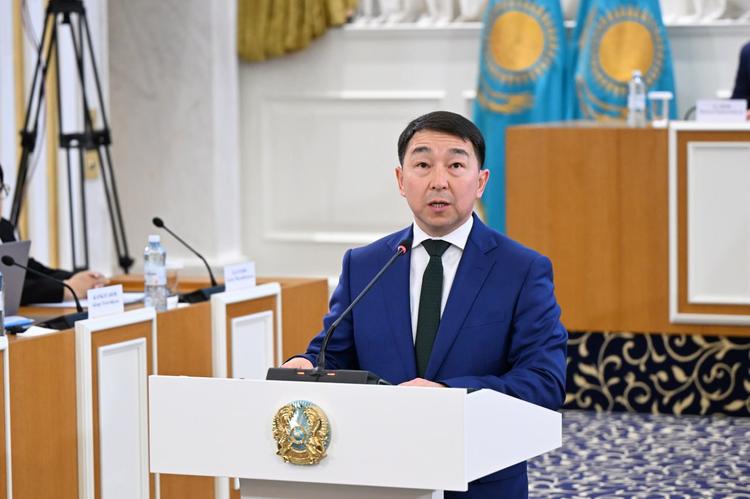 Халық ұсынысы ескеріліп, Конституция жобасына қосымша нормалар енгізілді - Комиссия