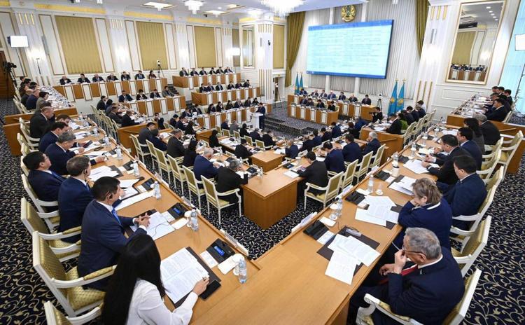 Жаңа Конституция жобасы: Қазақстанның сыртқы саясатының бастаулары өзектендірілді