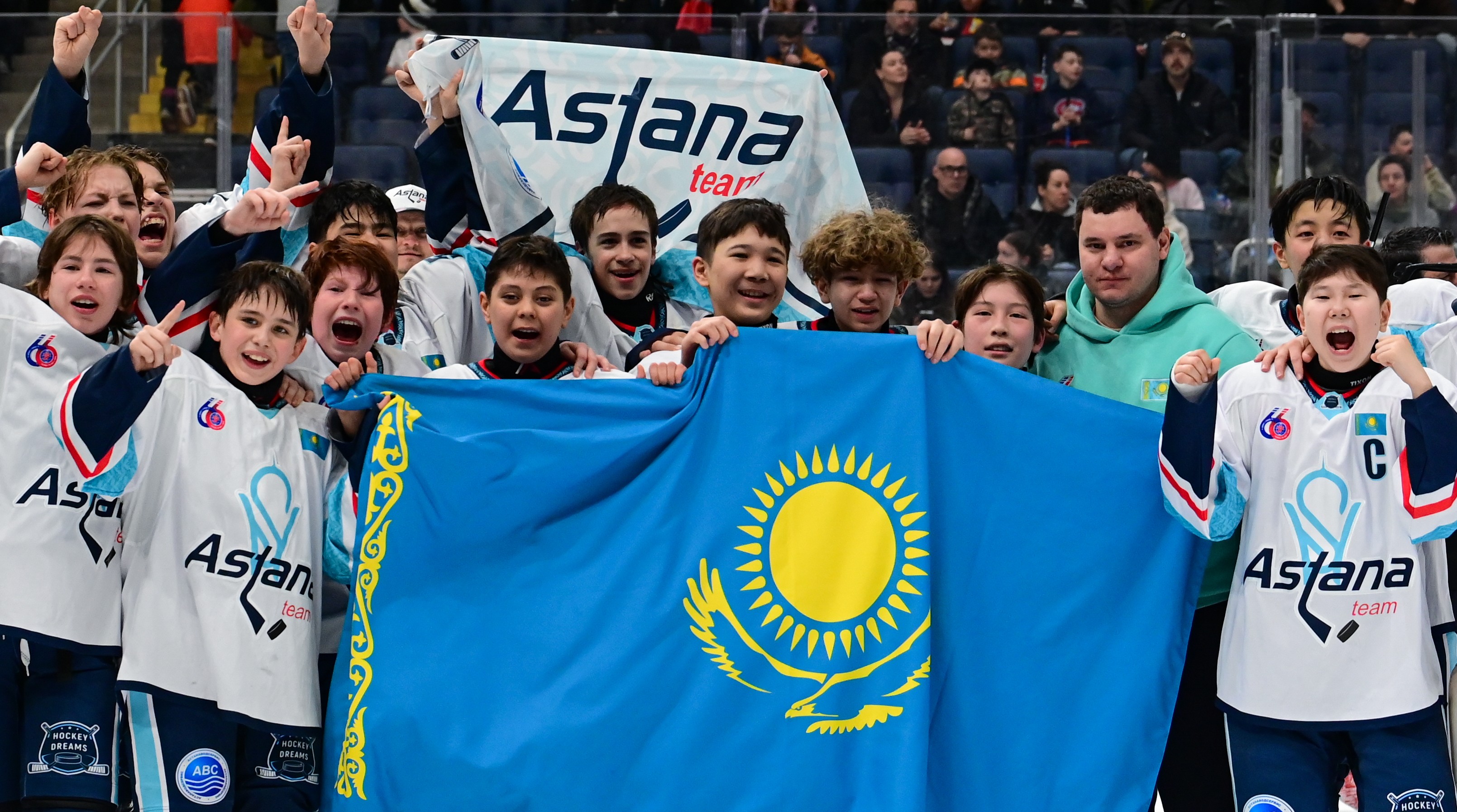 «Astana Team» балалар хоккей командасы Әлем чемпионы атанды