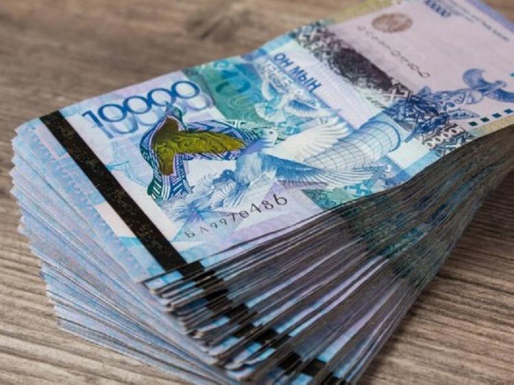 Ескі 10 мың теңгелік банкноталардың айналымда жүру мерзімі ұзартылды