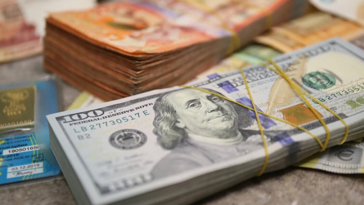 Бүгін 1 доллар қанша теңгеден саудаланып жатыр?