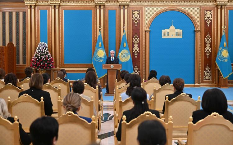 Президент: Конституция укрепляет единство народа Казахстана