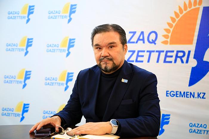 Ұлыбританиядағы Қазақ орталығы Жалғасқали Дүтмағамбетов кітабының тұсаукесеріне шақырады