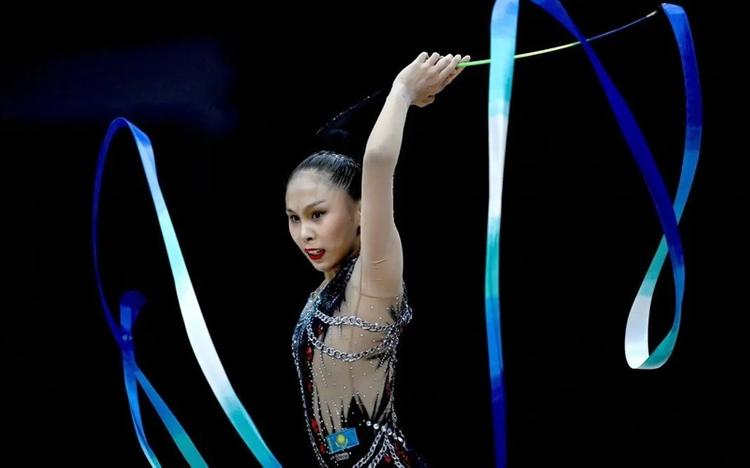Айбота Ертайқызы көркем гимнастикадан Азия чемпионатының күміс жүлдесін жеңіп алды