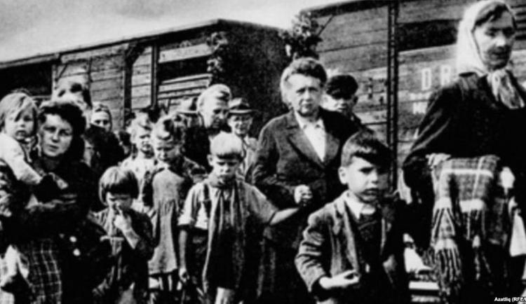 Бүгін алғысты кімге айту керек?